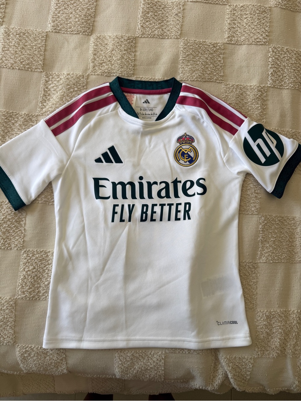 adidas Kids - Emitates Fly Better Jersey soccer - kids small - NWOT